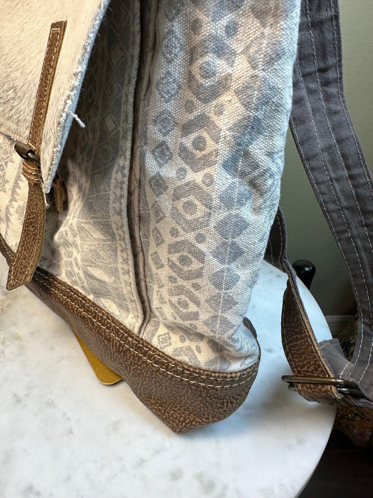 Myra Bag Pre-owned Perfect Backpack Hair on Hide, Leather, Canvas Fold over zipper top -